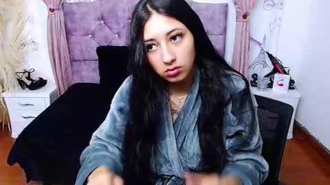 ALEJANDRA online show from 10/17/25, 11:13