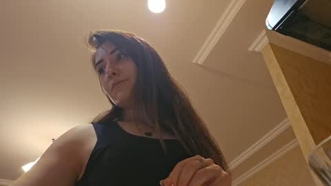 alejandradelaney online show from 12/22/24, 03:33