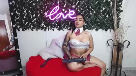 Aleja  online show from 02/08/25, 10:29