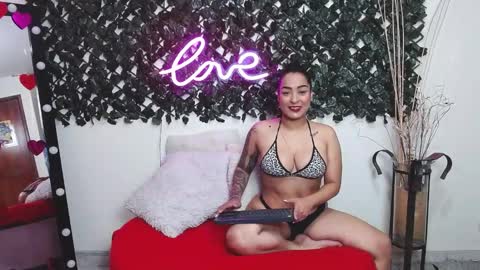 Aleja  online show from 02/13/25, 07:42