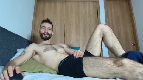 Alejandro Hernndez online show from 10/01/25, 03:01