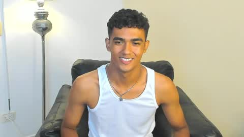 Snapshot of alejandro_williams chatting on 05/19/26, 01:56 Alejandro williams online show from 05/19/26, 01:56
