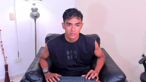 Snapshot of alejandro_williams chatting on 05/19/26, 08:04 Alejandro williams online show from 05/19/26, 08:04