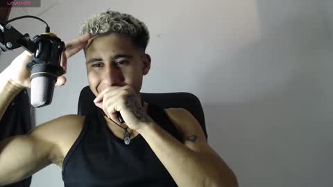 Snapshot of alejandrojf_00 chatting on 12/08/24, 07:32 Daiki jack online show from 12/08/24, 07:32