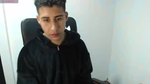 Snapshot of alejandrojf_00 chatting on 02/20/25, 11:43 Daiki jack online show from 02/20/25, 11:43