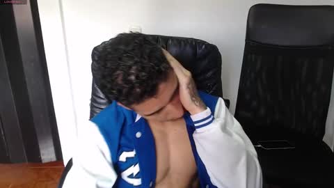 Snapshot of alejandrojf_00 chatting on 02/23/25, 08:00 Daiki jack online show from 02/23/25, 08:00