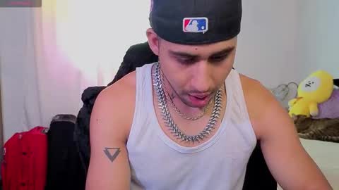 Snapshot of alejandrojf_00 chatting on 10/28/25, 03:14 Daiki jack online show from 10/28/25, 03:14