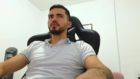 alejandroo_7 online show from 12/21/24, 09:15