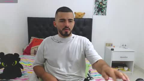 alejandroo_7 online show from 03/07/26, 09:45