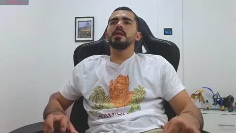 alejandroo_7 online show from 07/02/26, 11:55