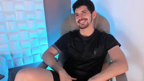 Snapshot of alejandrostorm chatting on 07/23/26, 05:16 Alejo online show from 07/23/26, 05:16