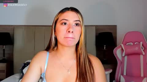 alejandra independent models online show from 03/04/25, 09:32