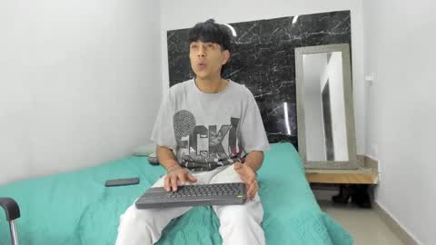 Alejo  online show from 06/05/26, 08:03