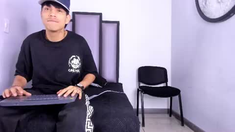 Alejo  online show from 06/12/26, 11:42