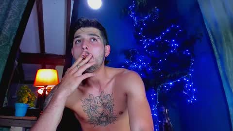 alejo_323__ online show from 12/19/24, 03:51