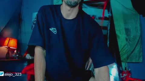 alejo_323__ online show from 10/29/25, 01:08