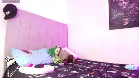 Snapshot of alejo_cute chatting on 12/30/24, 08:47 alejo_cute online show from 12/30/24, 08:47