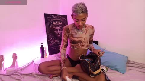 Snapshot of alejo_cute chatting on 01/07/25, 10:08 alejo_cute online show from 01/07/25, 10:08