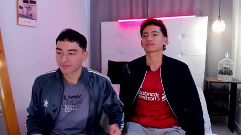 Snapshot of alejo_exotic chatting on 05/07/26, 12:43 alejo_exotic online show from 05/07/26, 12:43