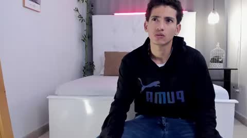 alejo_exotic online show from 06/20/26, 12:30