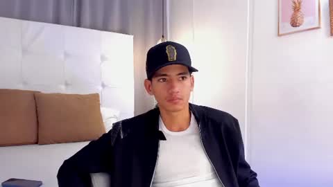 alejo_exotic online show from 06/24/26, 12:26