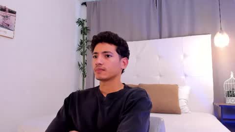 alejo_exotic online show from 07/10/26, 12:30
