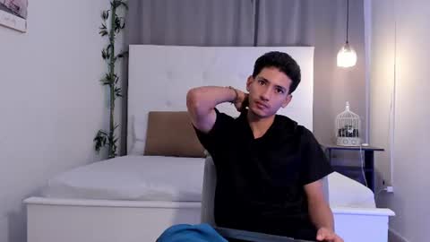 alejo_exotic online show from 07/18/26, 12:20
