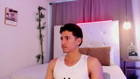 alejo_exotic online show from 07/31/26, 12:15
