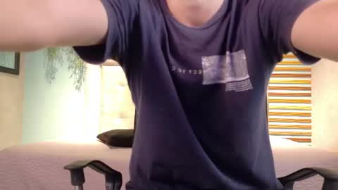 alejo_gray1 online show from 06/10/26, 07:13