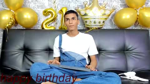 Snapshot of alejo_peverell chatting on 09/17/25, 07:04 alejo peverell online show from 09/17/25, 07:04