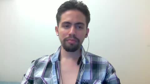 Snapshot of alejo_shy chatting on 01/09/25, 02:43 alejo_shy online show from 01/09/25, 02:43