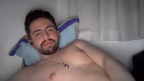 alejo_shy online show from 12/01/25, 06:18