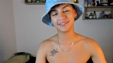 Snapshot of alejoo_storms chatting on 07/21/26, 01:52 alejo online show from 07/21/26, 01:52