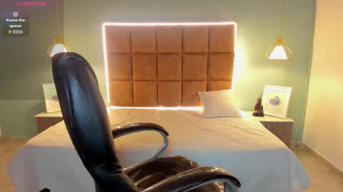 ALejoo Saenz online show from 11/20/25, 02:45