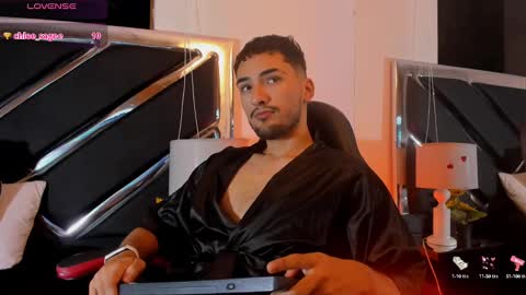 Alek online show from 09/12/25, 03:50