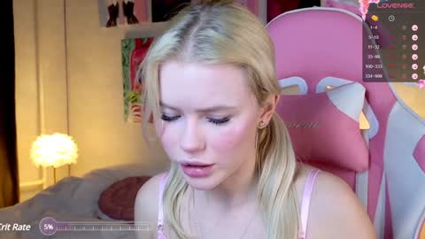 Snapshot of aleksalore chatting on 01/10/25, 03:50 Lexi online show from 01/10/25, 03:50