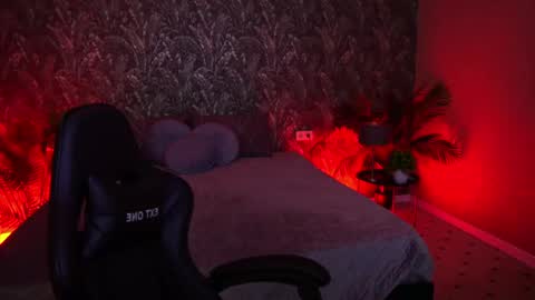 aleksaloree online show from 06/10/26, 12:22