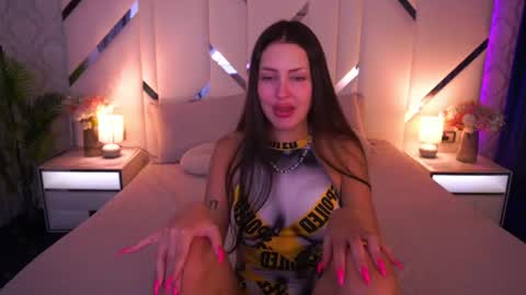 aleksaloree online show from 06/11/26, 12:32