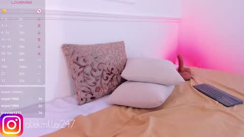 Aleksandra  online show from 12/17/24, 03:06