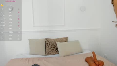 Aleksandra  online show from 12/18/24, 12:07