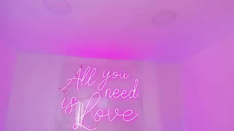Aleksandra  online show from 04/25/26, 12:41