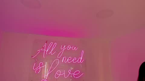 Aleksandra  online show from 05/11/26, 12:33