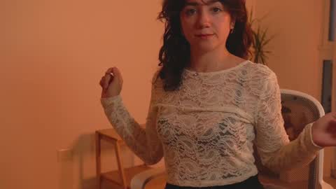Snapshot of alemaniababe chatting on 01/16/25, 11:27 Ale online show from 01/16/25, 11:27