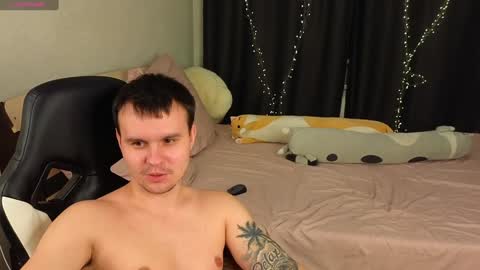 Snapshot of alena_hot_sex chatting on 01/15/25, 05:26 Alena online show from 01/15/25, 05:26