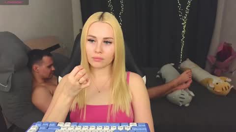 Snapshot of alena_hot_sex chatting on 03/01/25, 04:33 Alena online show from 03/01/25, 04:33