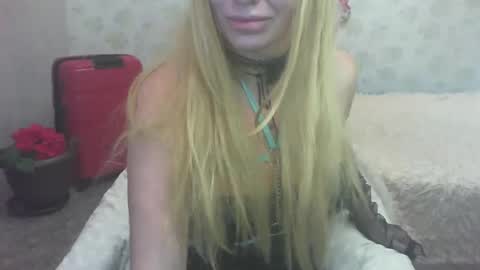 Luly online show from 12/03/24, 11:02