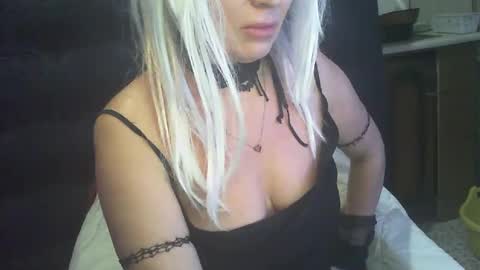 Luly online show from 02/02/25, 12:19