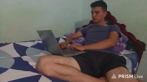 Alejandro online show from 10/05/25, 03:16