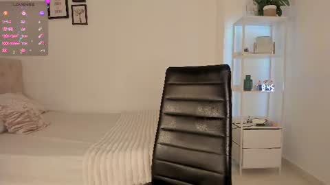 Alesay online show from 07/28/26, 01:45