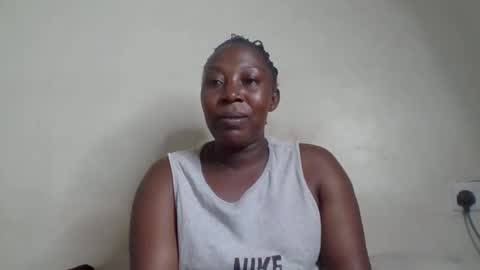 Noreen Kennth and Emilly online show from 01/11/25, 06:33